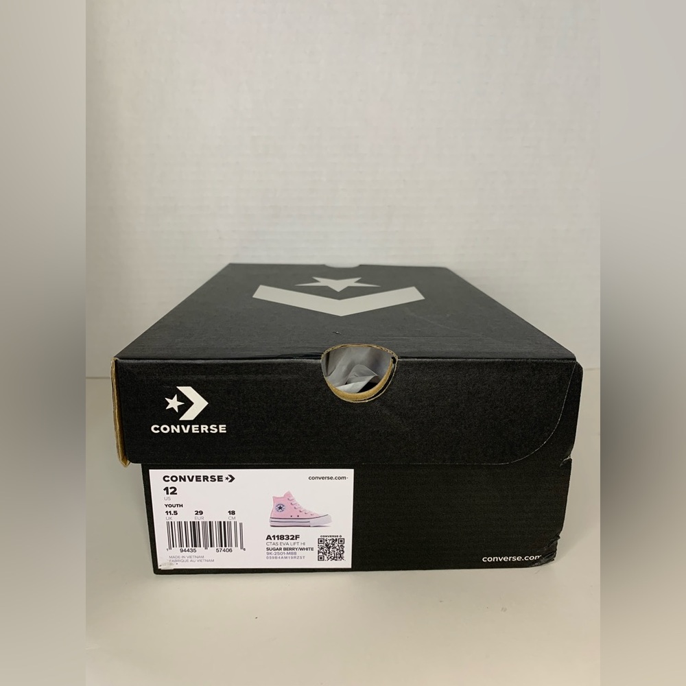 Converse Girls Sneakers Size 12 - Picture 7 of 8